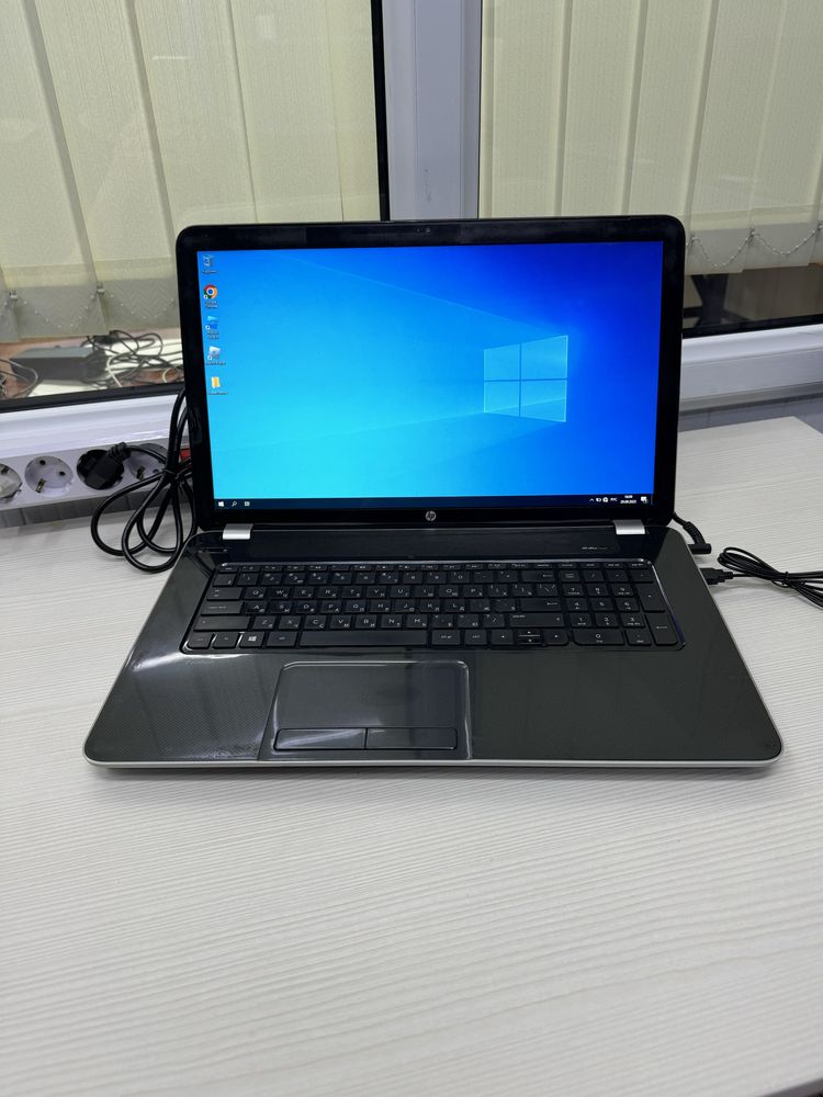 Ноутбук HP Core i3 ОЗУ 6gb SSD 128gb+500gb большой 17.3 мощный