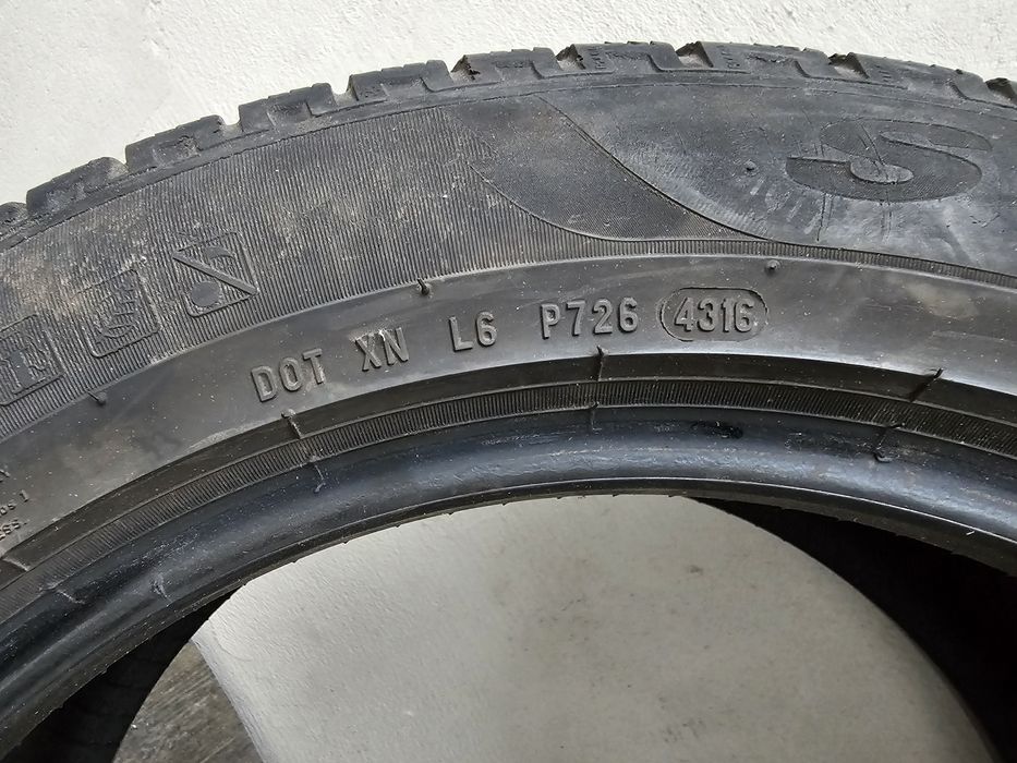 Pirelli scorpion 215 60 r17 iarna