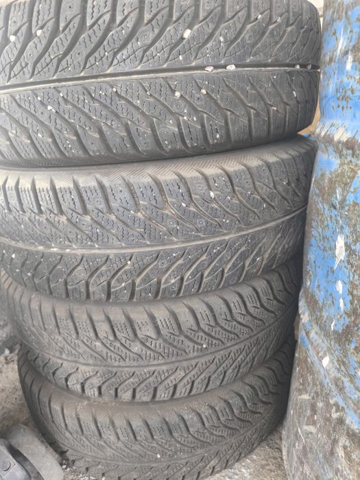 Шины почти новые