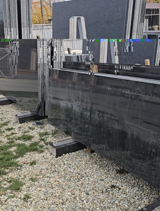 Glafuri, blaturi, trepte, pardoseli din marmură și granit la comanda