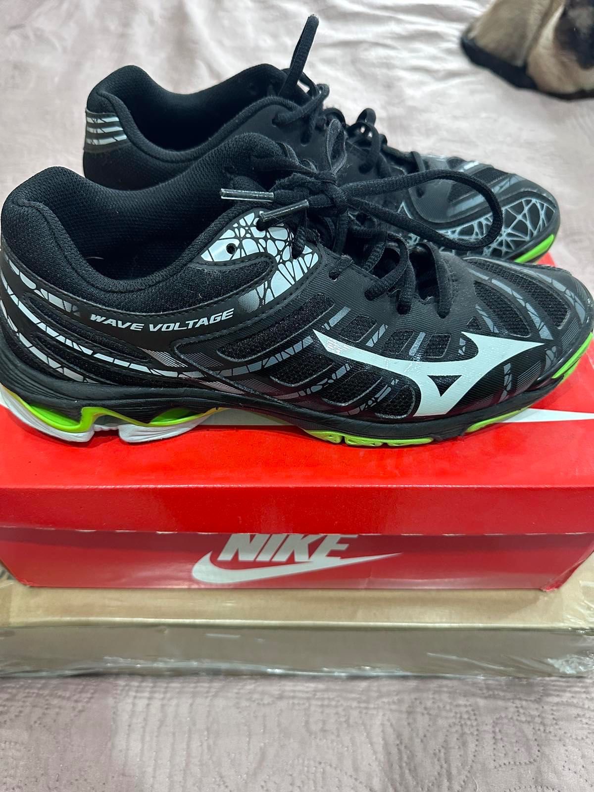 Оригинални маратонки Mizuno