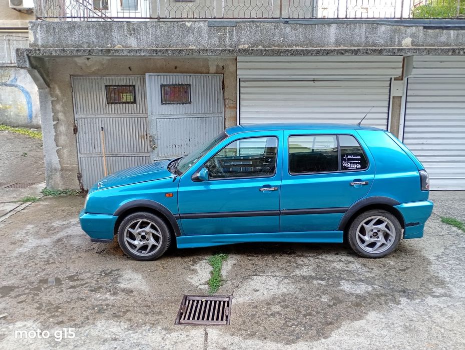 Volkswagen Golf 1.8