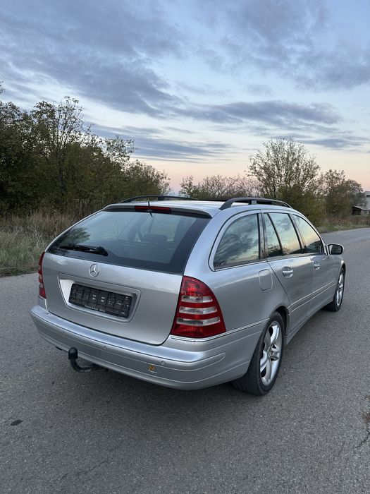 Mercedes W203 320CDI OM642 На Части