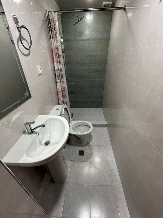 Срочно продаётся дом на земле с евро ремонтом площадью 2, 1-соток