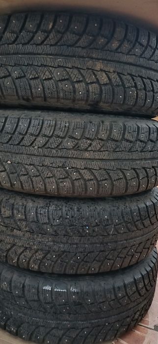 Резина на ниву на 15 шипы