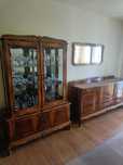 Mobila Aurora, stil clasic, din lemn de nuc, pentru sufragerie/living