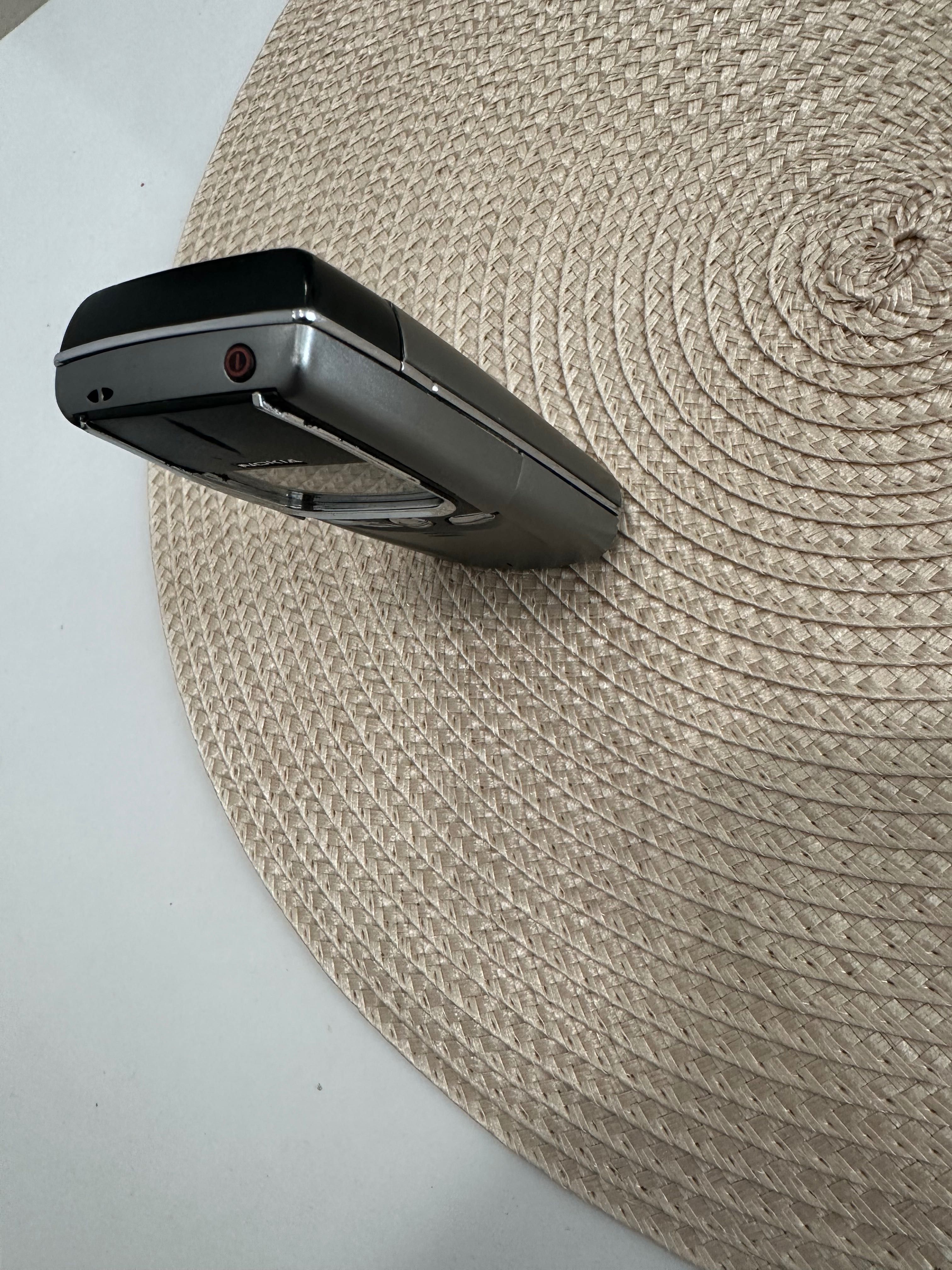 Nokia 8850 като нова