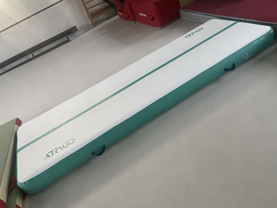 Air track saltea gonflabila