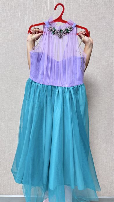 Платье нарядное вечернее