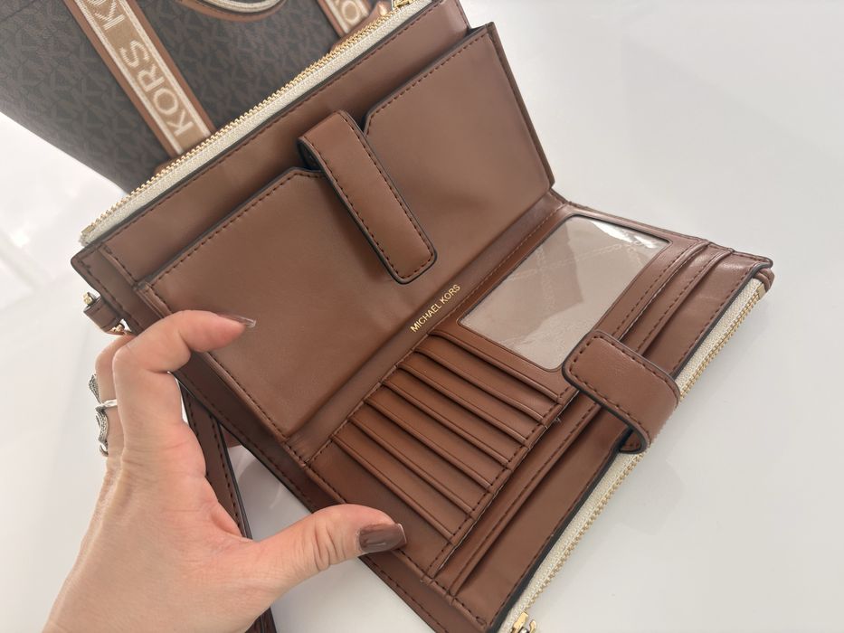 Vând portofel de damă Michael Kors original