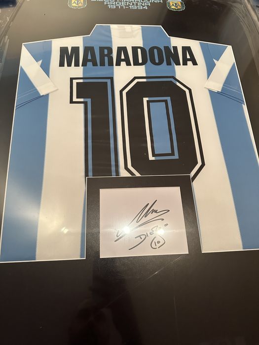 Vând tricou Maradona