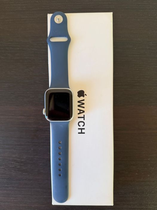 Apple Watch SE 2 (2024 ) GPS 40 mm