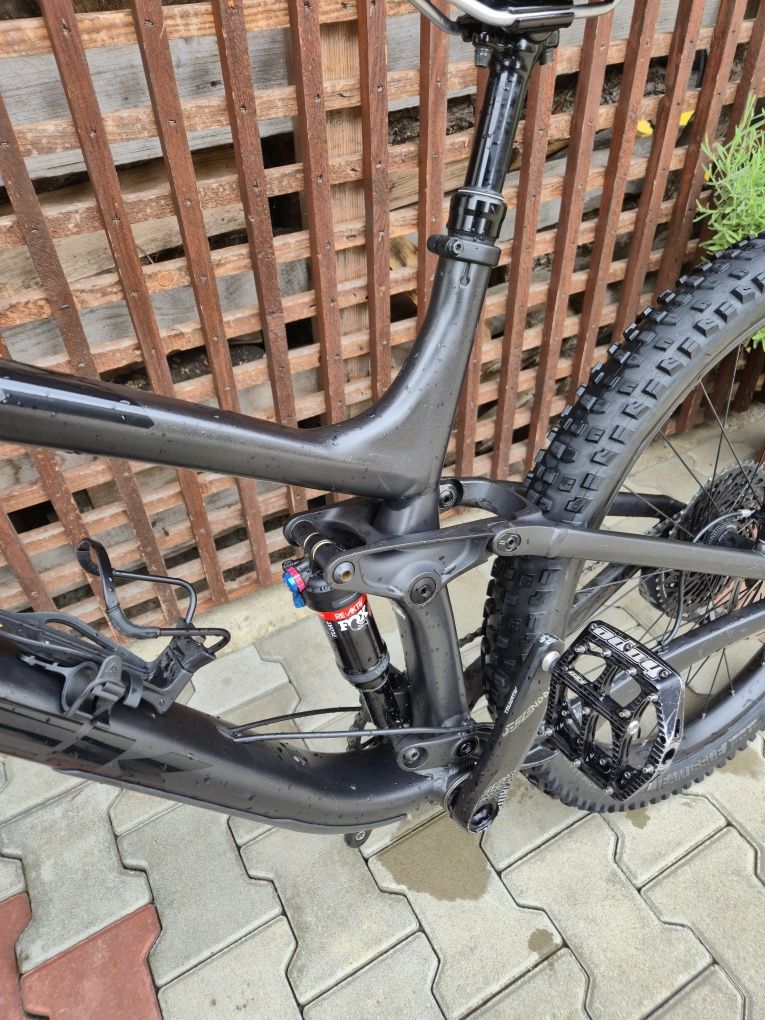 Vand bicicleta full suspension trek fuel ex 8 2020 (nu electrica,motoc