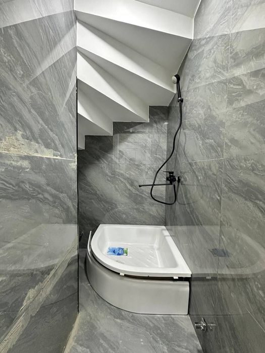 Сергилинский р-н Куйлюк масив 5 метро 9 бекатдан 300 метр Янги коттедж