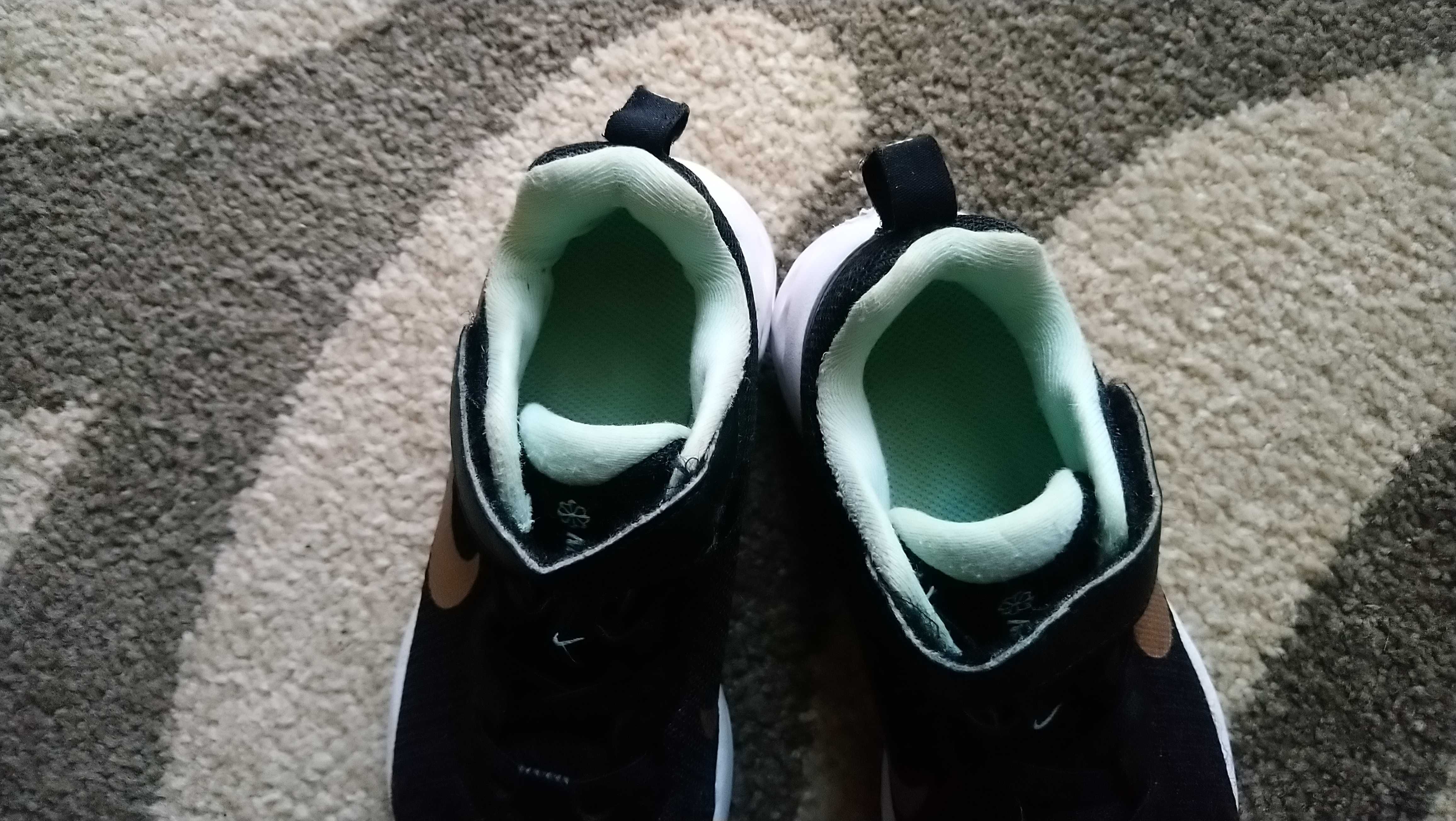 Детски маратонки Nike. 28 номер