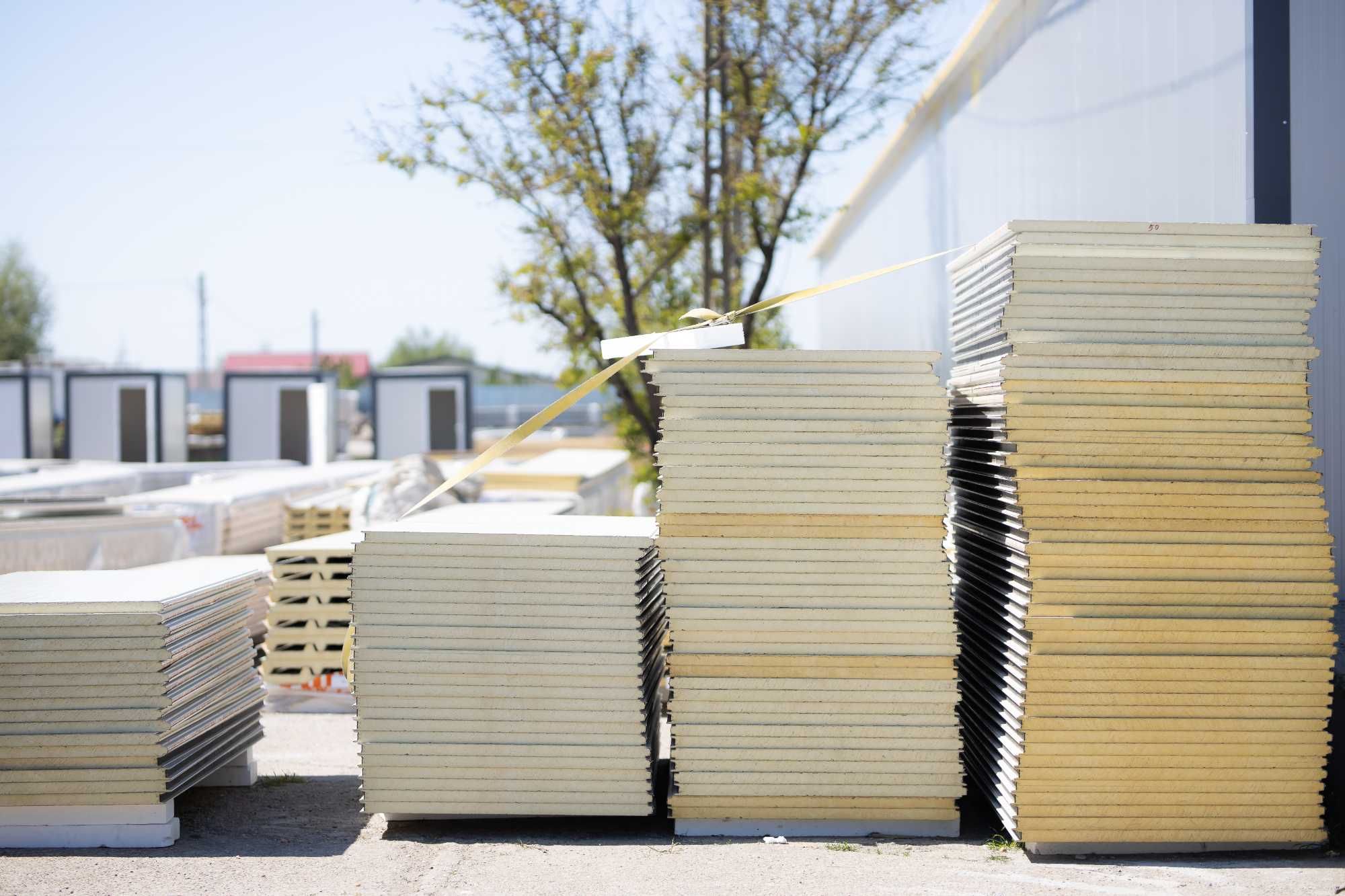 Panouri sandwich noi sau sh pentru hale, garaje, magazii, containere