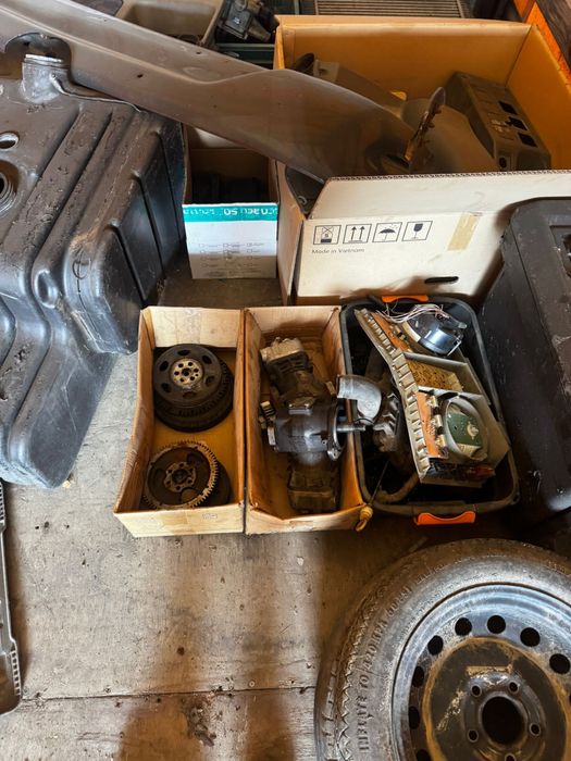 Piese dezmem iveco eurocargo 12t si 7,5t dispun de o gama larga piese