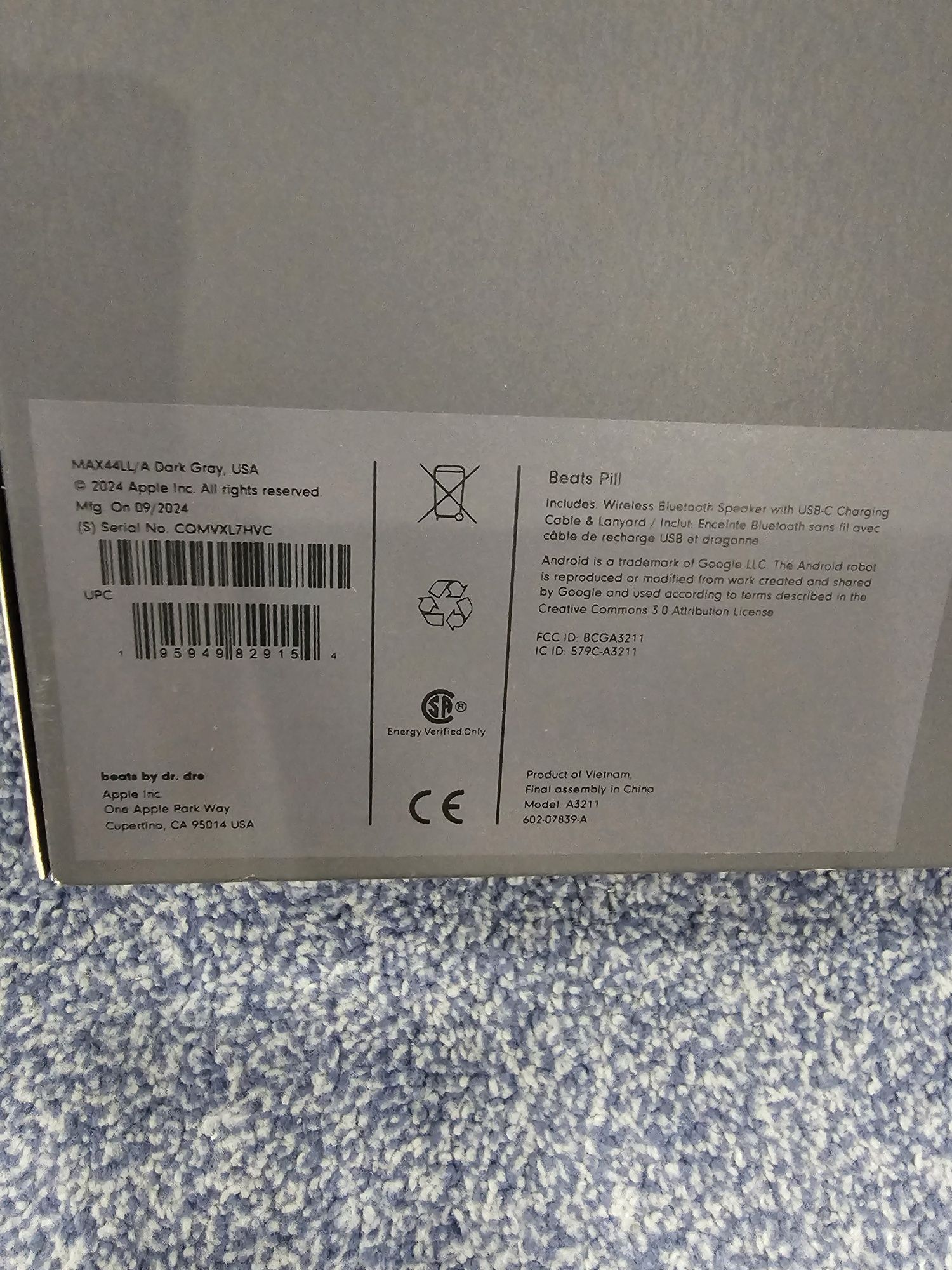 Беспроводная колонка Beats Pill Apple Kim Kardashian Light Gray