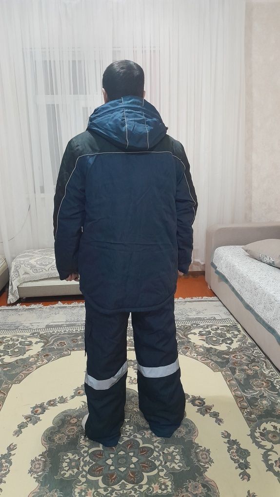 Продам спец одежда зимняя,размер 48-50