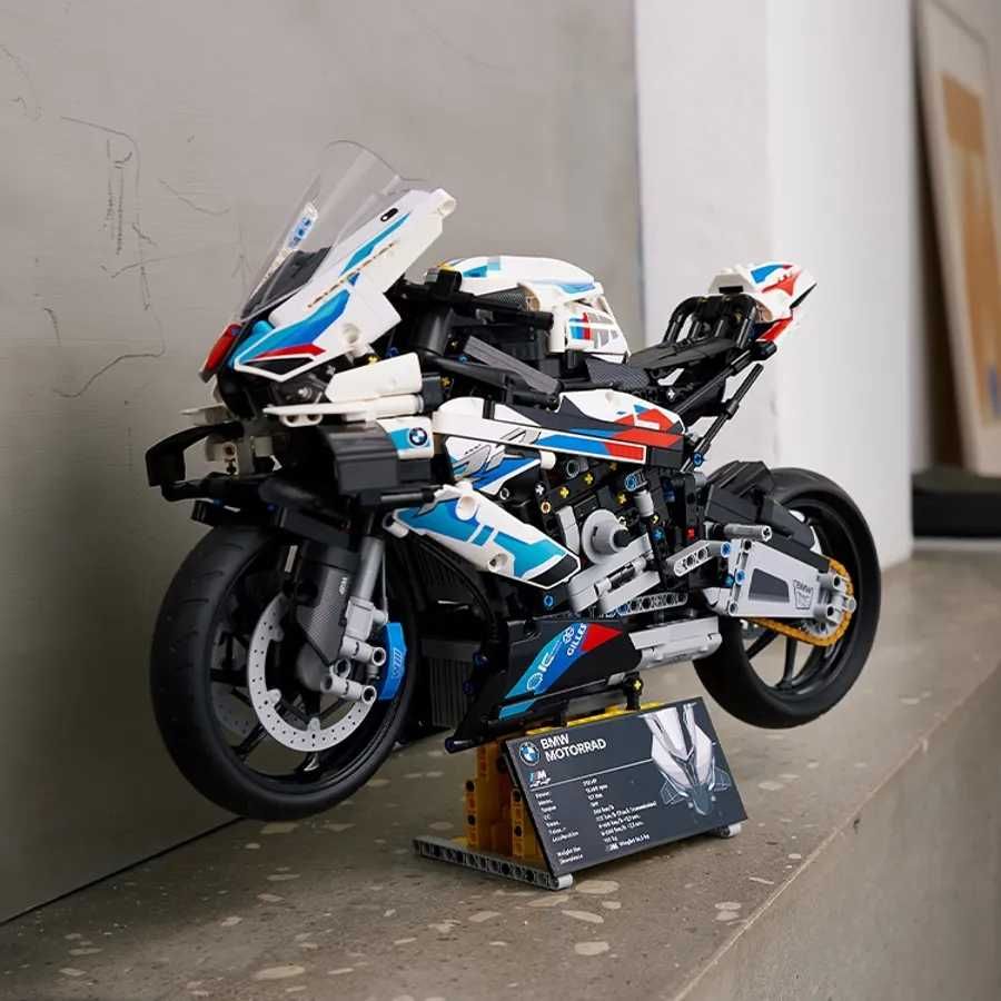 Lego Technic 342130 BMW M 1000 RR Оригинал