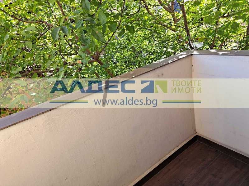Дава се под наем Тристаен апартамент в София, Център - 100 кв.м за 867 € - Снимка #9