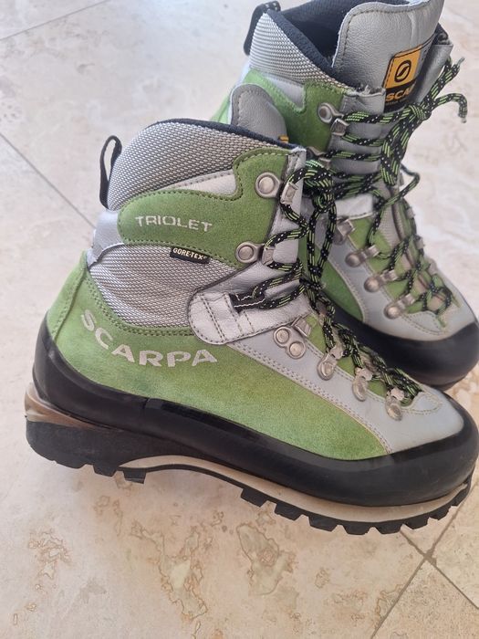 Ghete Scarpa drumetie