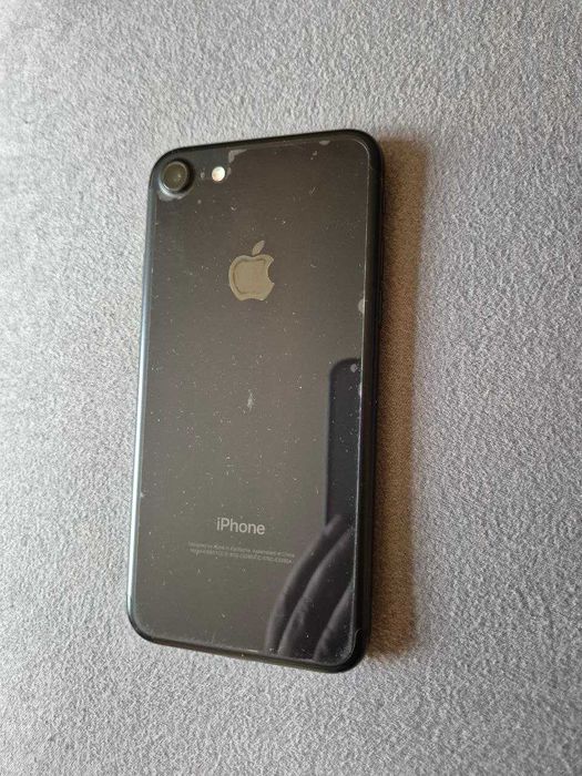 Продается Iphone 7
