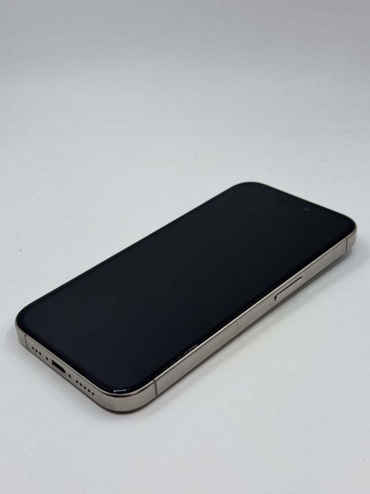 Magazin vinde iphone 15 pro 128gb 90% Grad A Garantie 24 luni