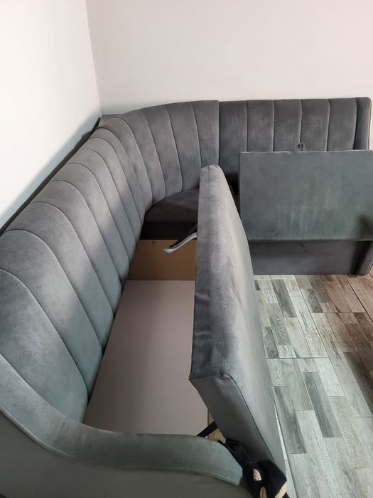 Vand coltar nefolosit