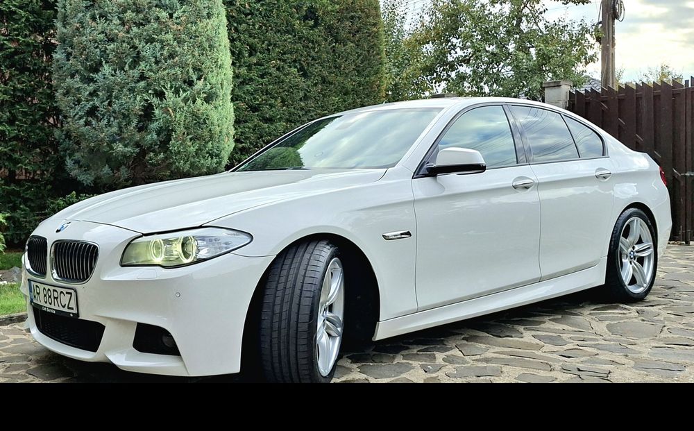 BMW 525d xDrive M-Paket –218 CP, piele, padele, 2000 cc, fără accident