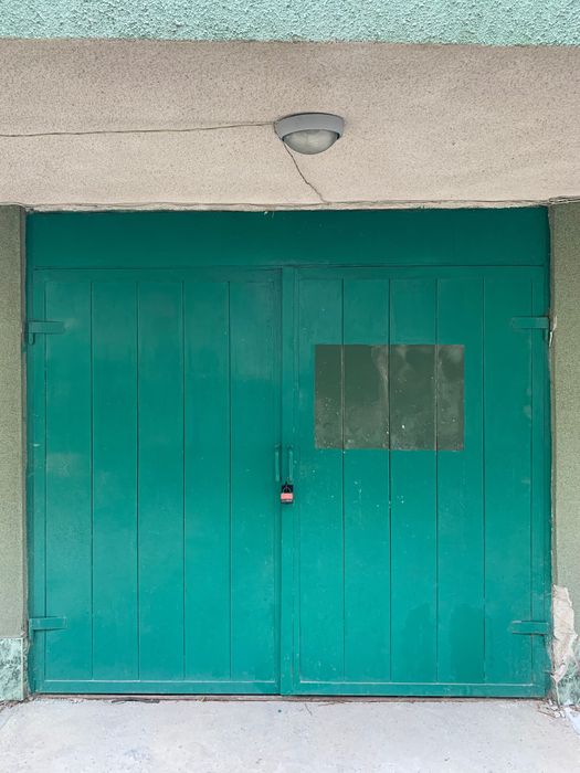 метална гаражна врата