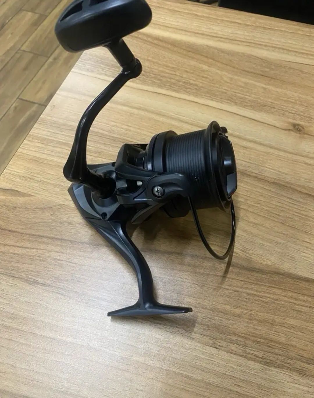 Нова макара  Black edition 8000