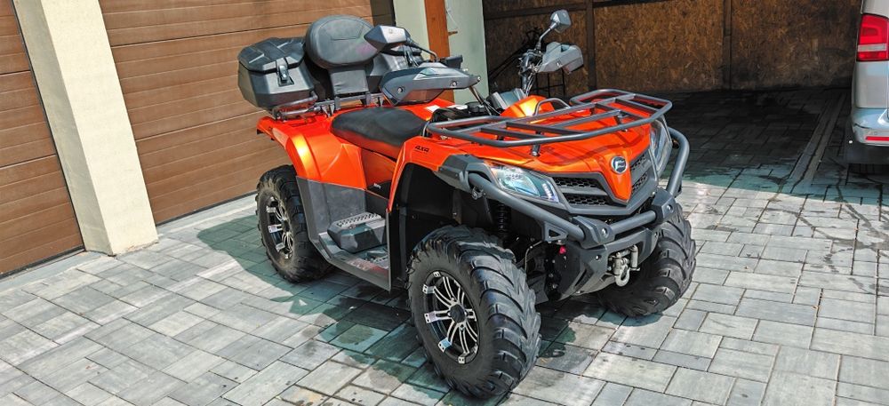 CF   Moto.     520L