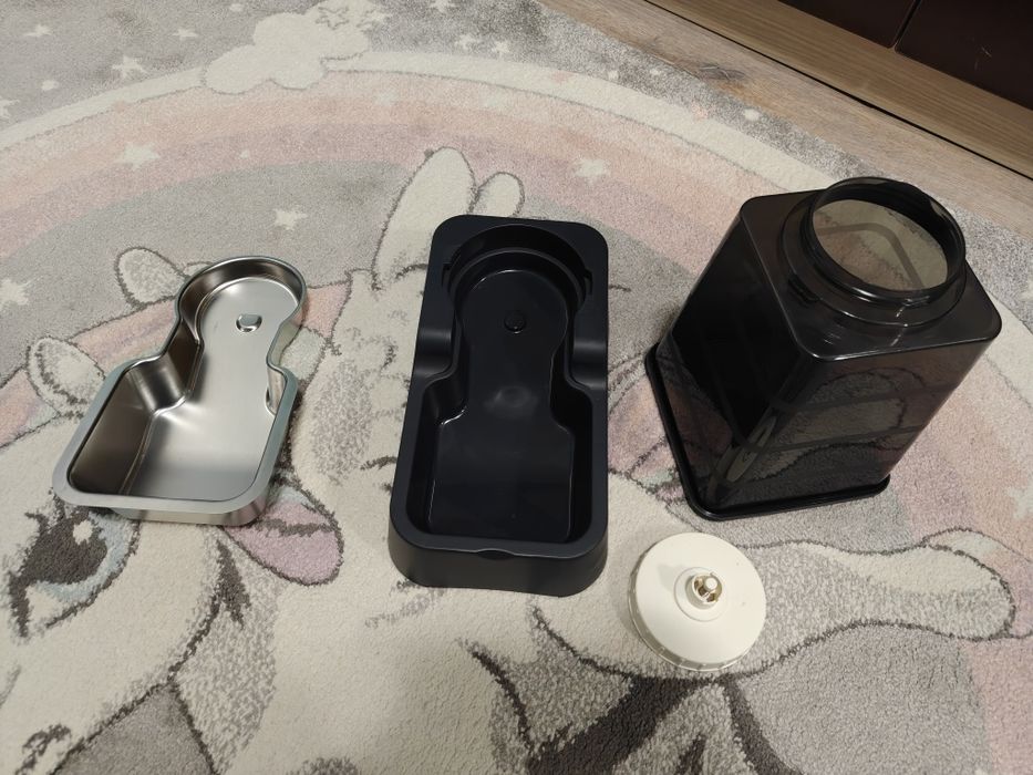 Диспенсър за вода или храна котка куче