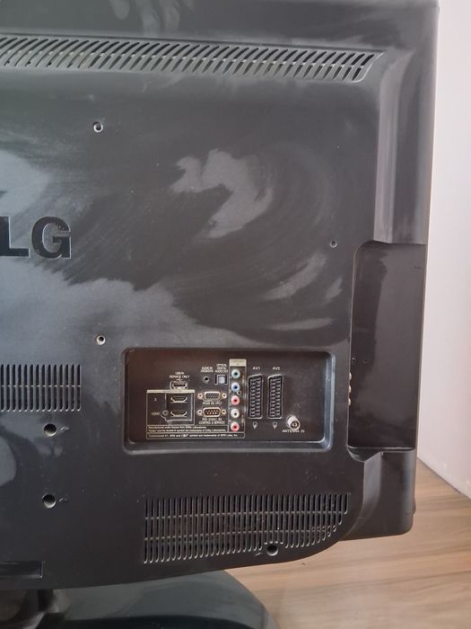 Телевизор LG 37 h