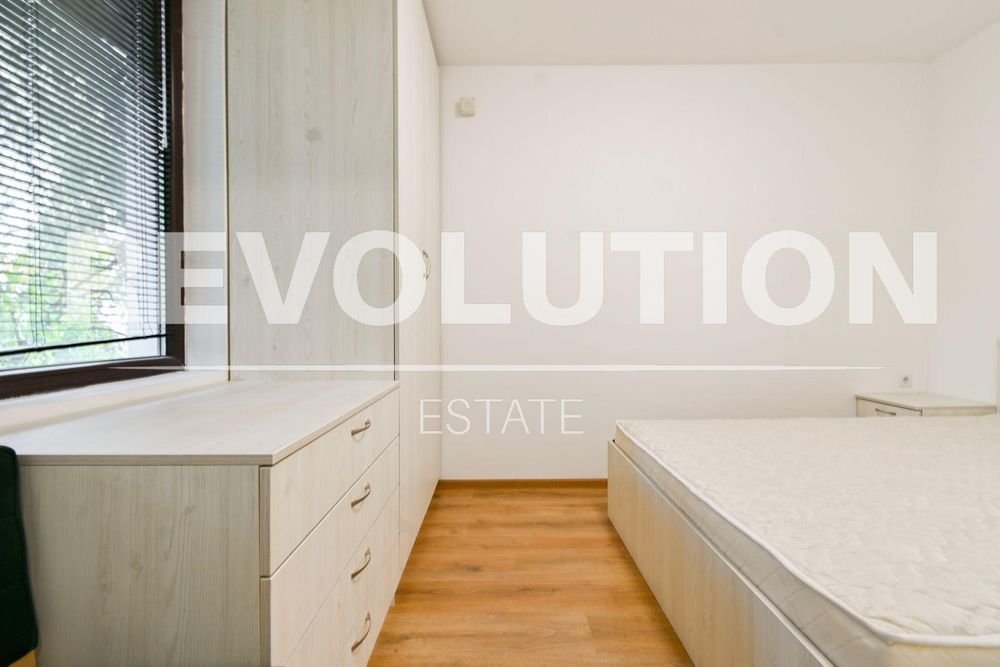 Двустаен апартамент в кв. Бояна