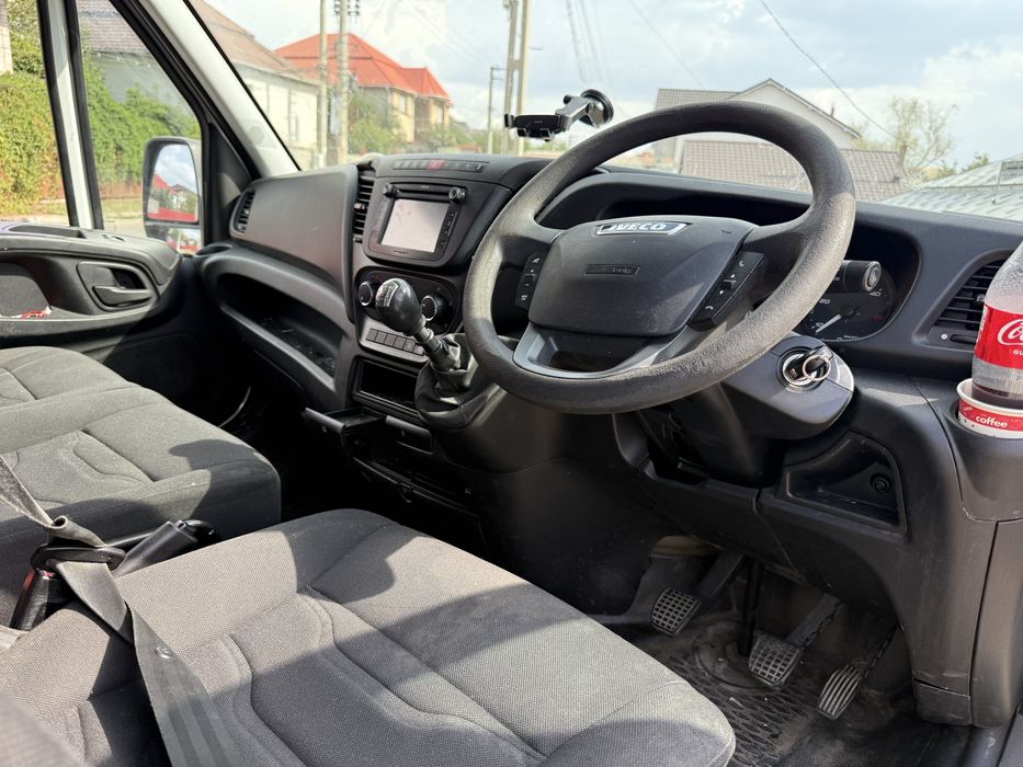 Vand Iveco 2.3 2015 in stare perfecta