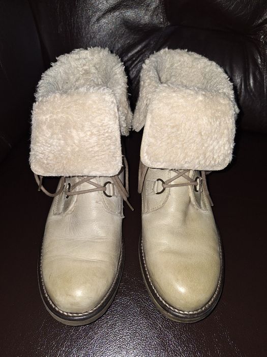 Ghete piele Landrover mărime 38.