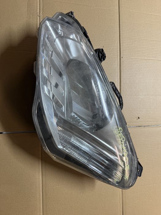 Far stanga Citroen Berlingo 2010/2011/2012/2013/2014/2015/2016