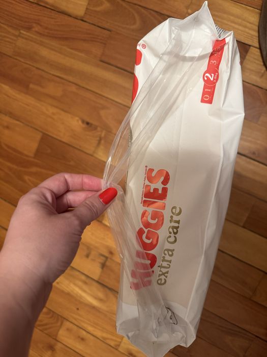 Huggies nr 2, 82 bucati