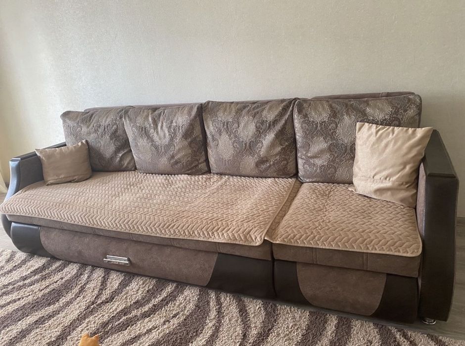 Продам диван хорошим состоянии