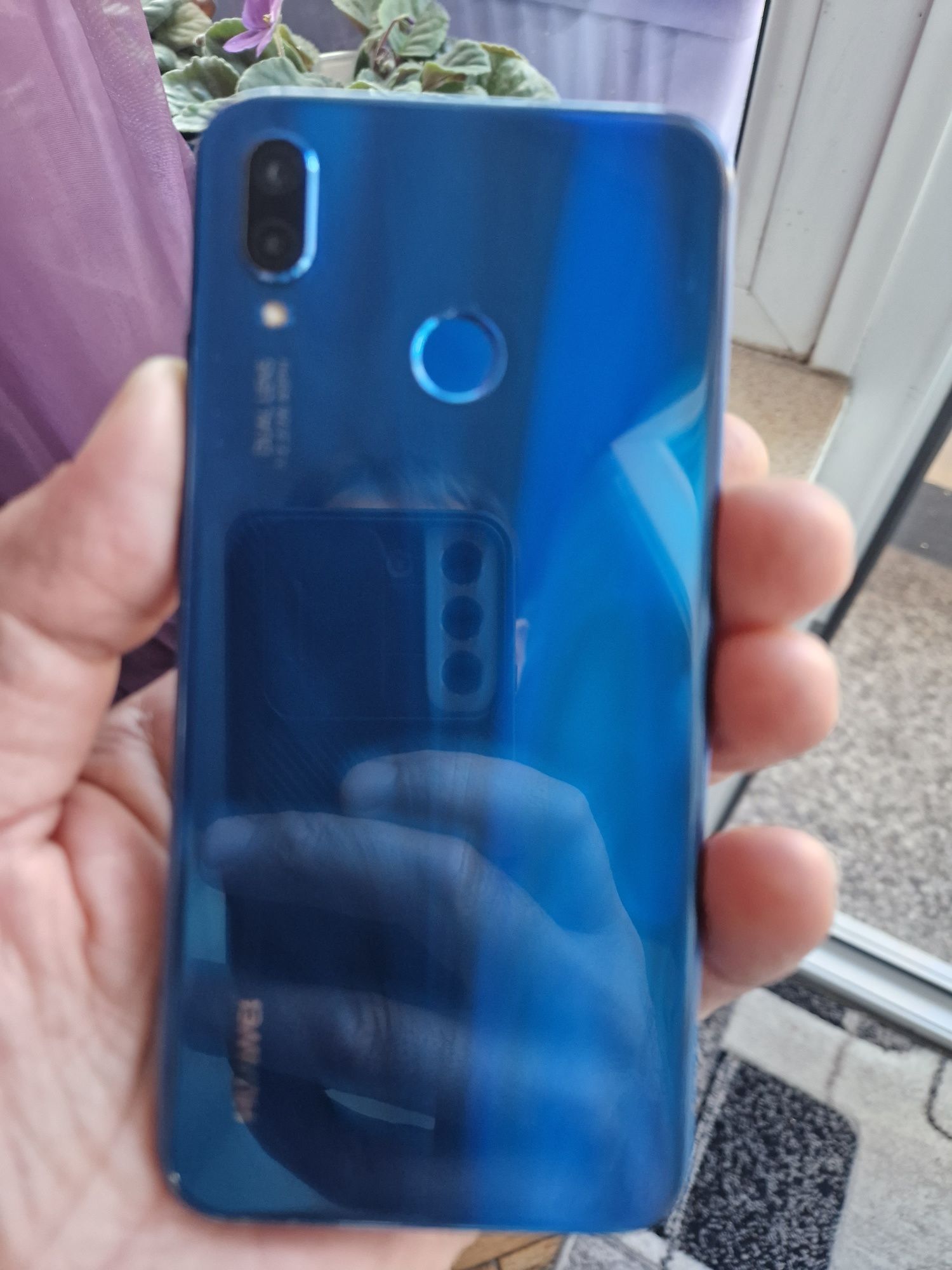 Huawei P20 lite продава се