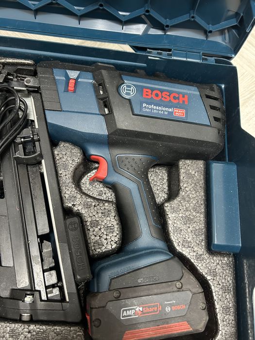Bosch GNH 18V-64 M pistol de cuie finisaj