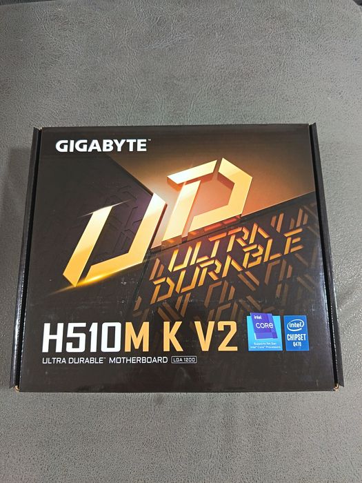 Материнская плата