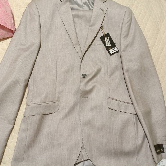 продам костюм мужской.