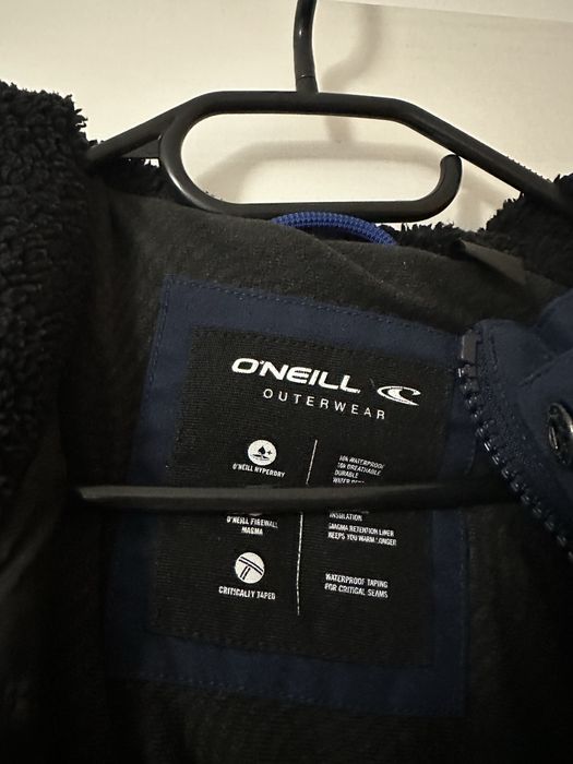 Vand geaca pentru barbati, marca O’Neill, marimea L