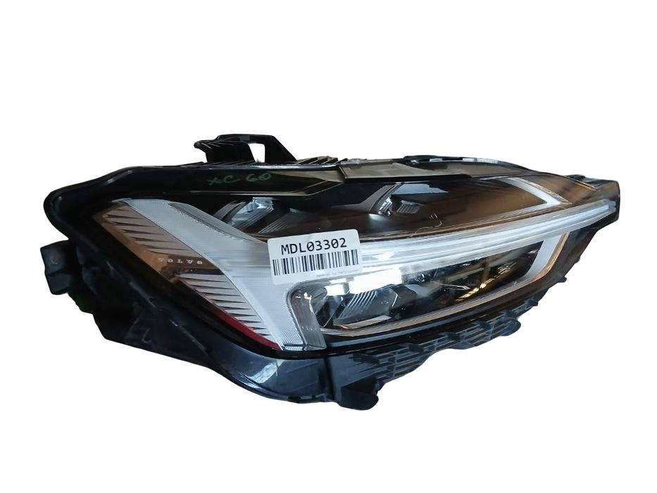 Far dreapta LED Complet VOLVO XC60 II 246 2017 - > 32133545