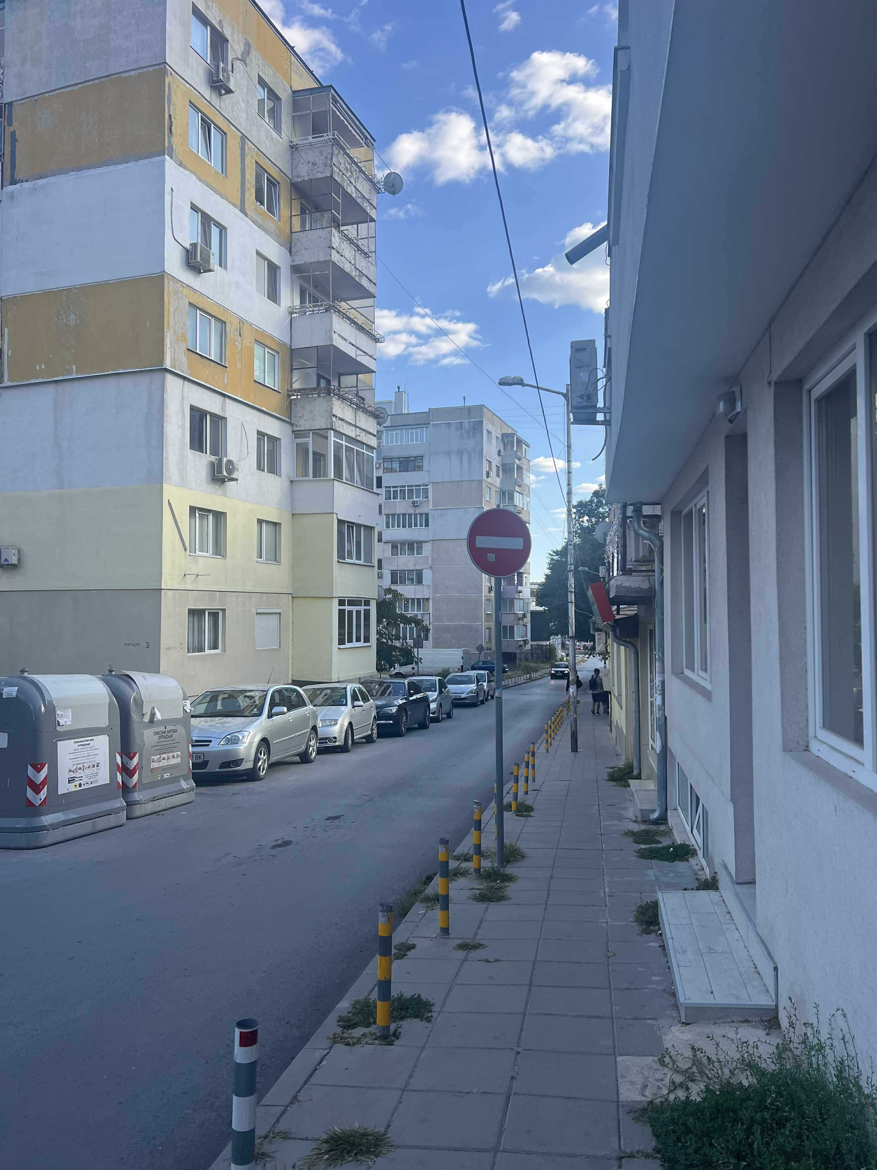 продавам партерен гараж ул. Синчец