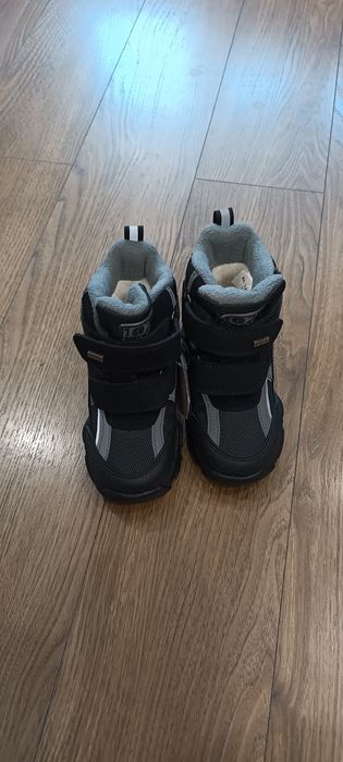 Зимний ботинки новые 26 размер