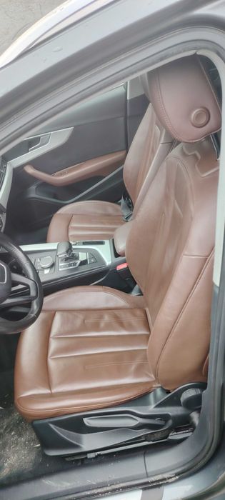 mocheta podea interior audi a4 b9 2016-2021 cod 8w1863021wz5